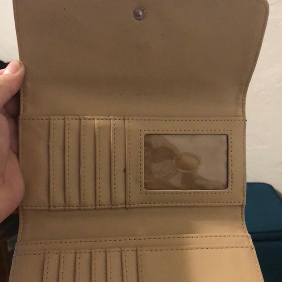 Guess rose gold metallic wallet - Picture 3 of 3